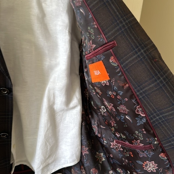 TALLIA - Picture 5 of 7